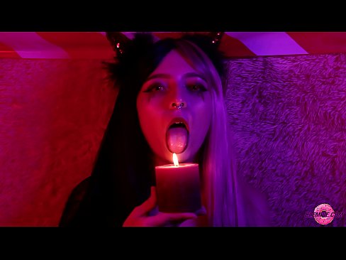 ❤️ Kirglik blowjob seksikalt succubusilt koos suu täitumisega ☑ Porno at us